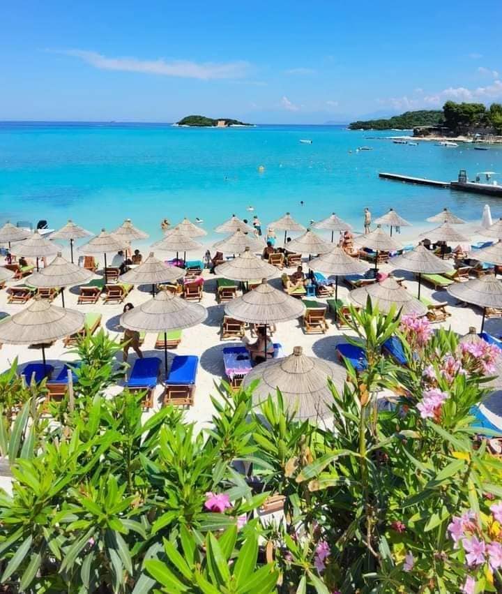 get from Saranda to Tirana